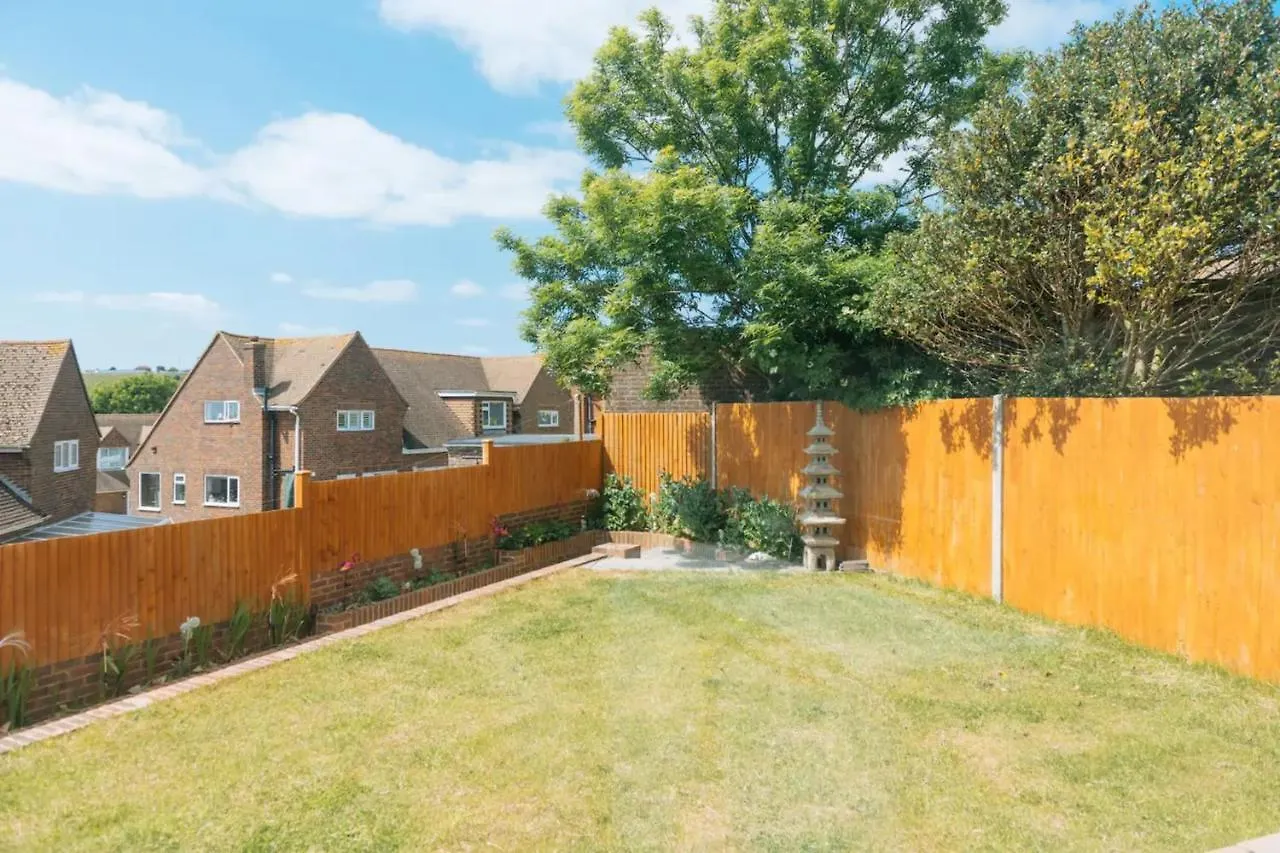 Lush & Spacious 3Bd House - East Brighton Feriehus